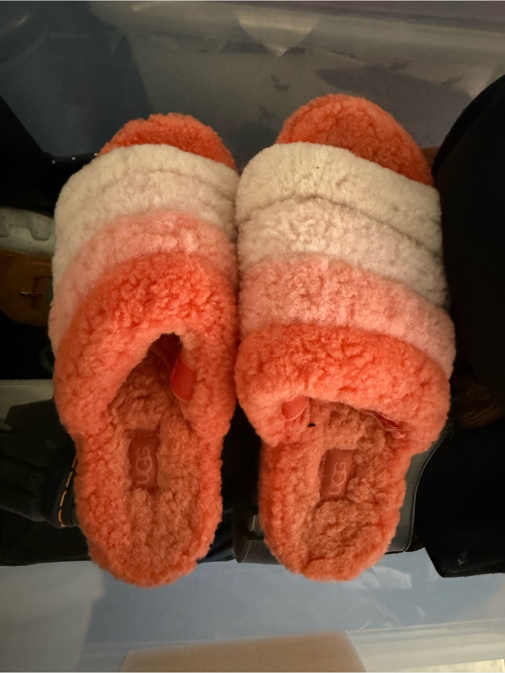 UGG Women’s Fluff Slide - Coral and Cream Stripe
